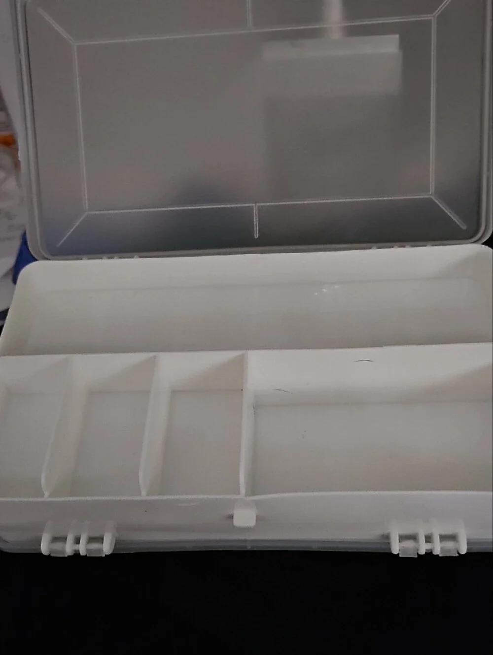 Source Unknown White Plastic Jewelry Organizer Box with Multiple Compartments